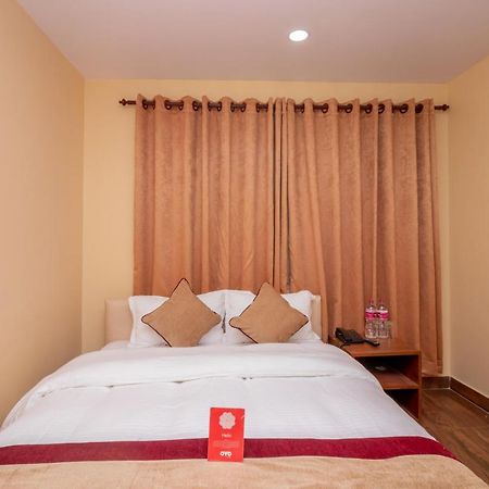 Oyo 253 Hotel Pinnacle Pokhara Exteriör bild