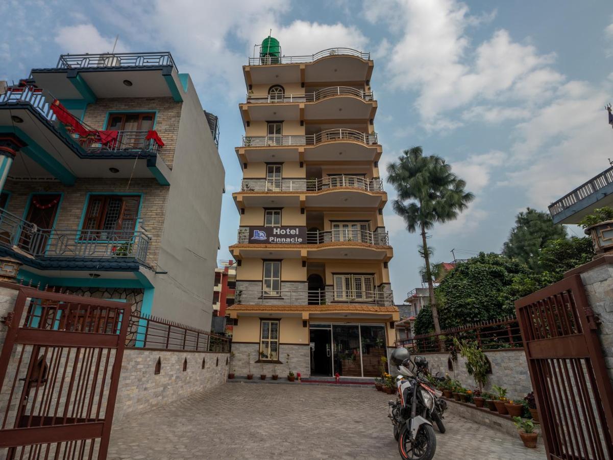 Oyo 253 Hotel Pinnacle Pokhara Exteriör bild